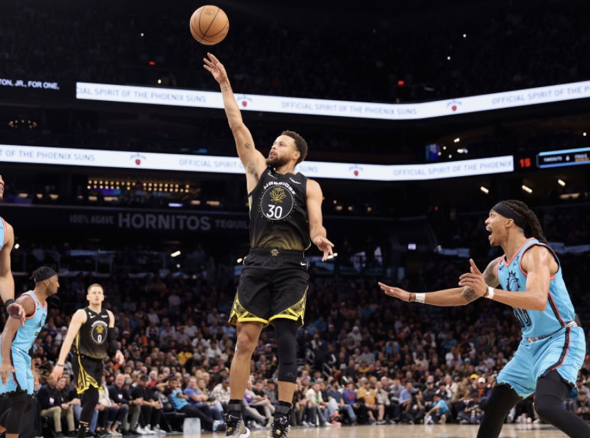 勇士后卫厄文斯突破助攻数刷新纪录