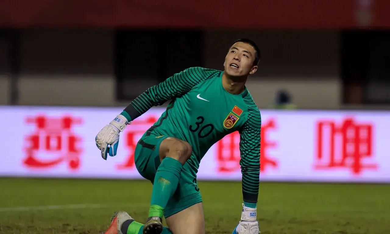 根察队门将扑救点球，力保球队领先优势的简单介绍