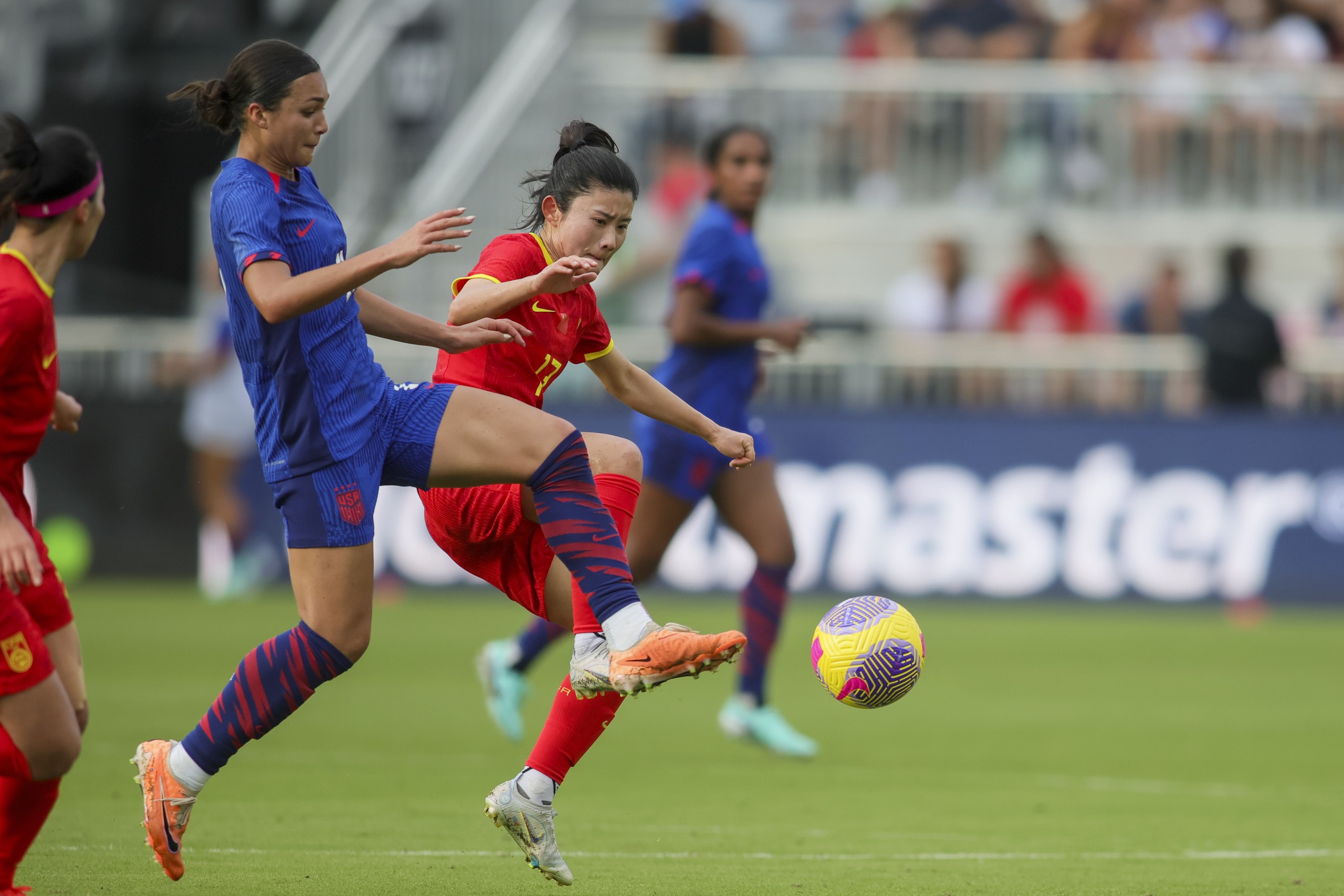 中国女足在欧洲赛事中的耀眼表现