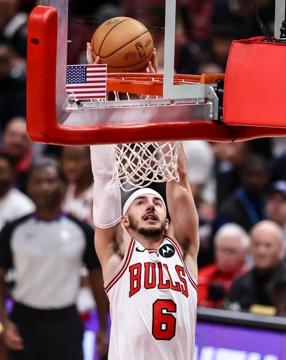 包含湖人大胜公牛,赢得关键胜利巩固领跑实力的词条 包含湖人大胜公牛,赢得关键胜利巩固领跑实力的词条