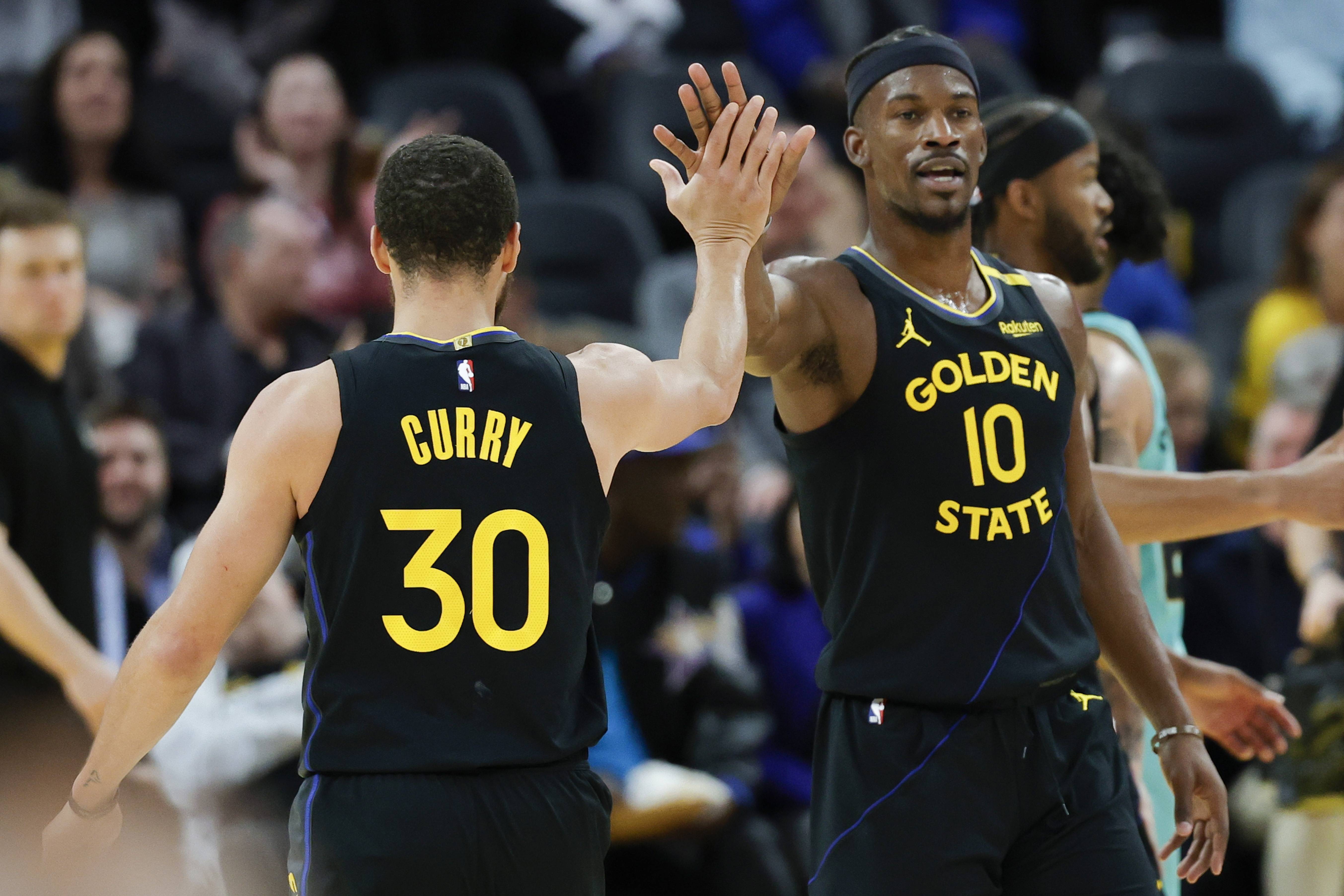 包含最新焦点:库里夺冠,积分榜更新的词条 包含最新焦点:库里夺冠,积分榜更新的词条