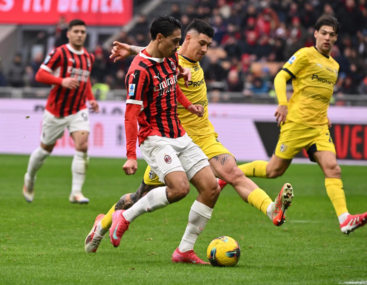 意大利队力克马竞,C罗扑点救主德甲 意大利队力克马竞,C罗扑点救主德甲