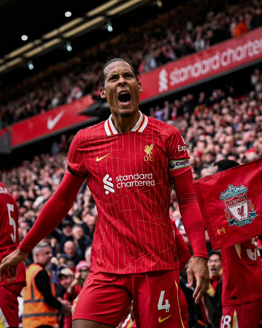 斯旺西表现抢眼,英超冲击力不断增强的简单介绍 斯旺西表现抢眼,英超冲击力不断增强的简单介绍