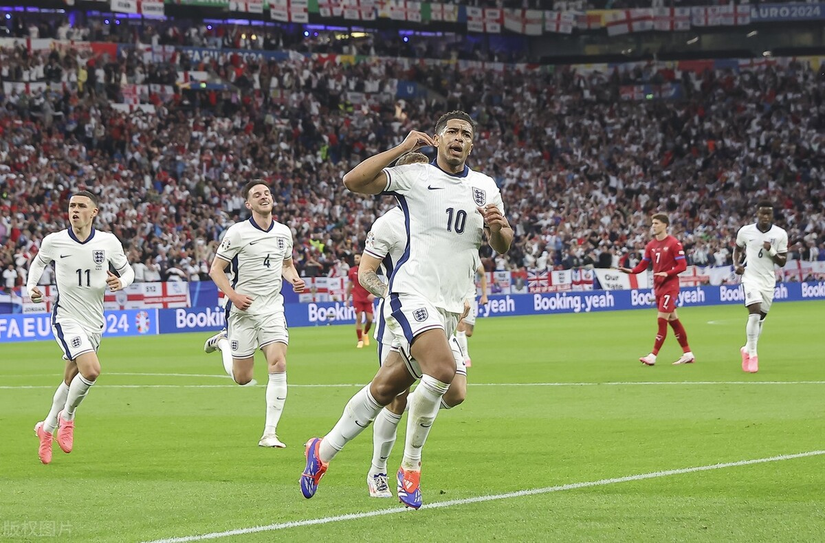英格兰赢得欧洲杯小组赛胜利 英格兰赢得欧洲杯小组赛胜利