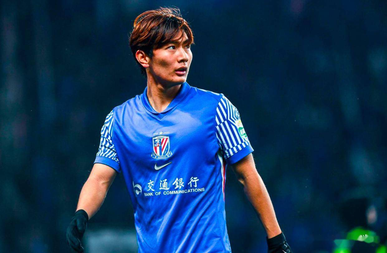 关于伊斯特雷实力崭露头角，主帅赞扬球员表现的信息