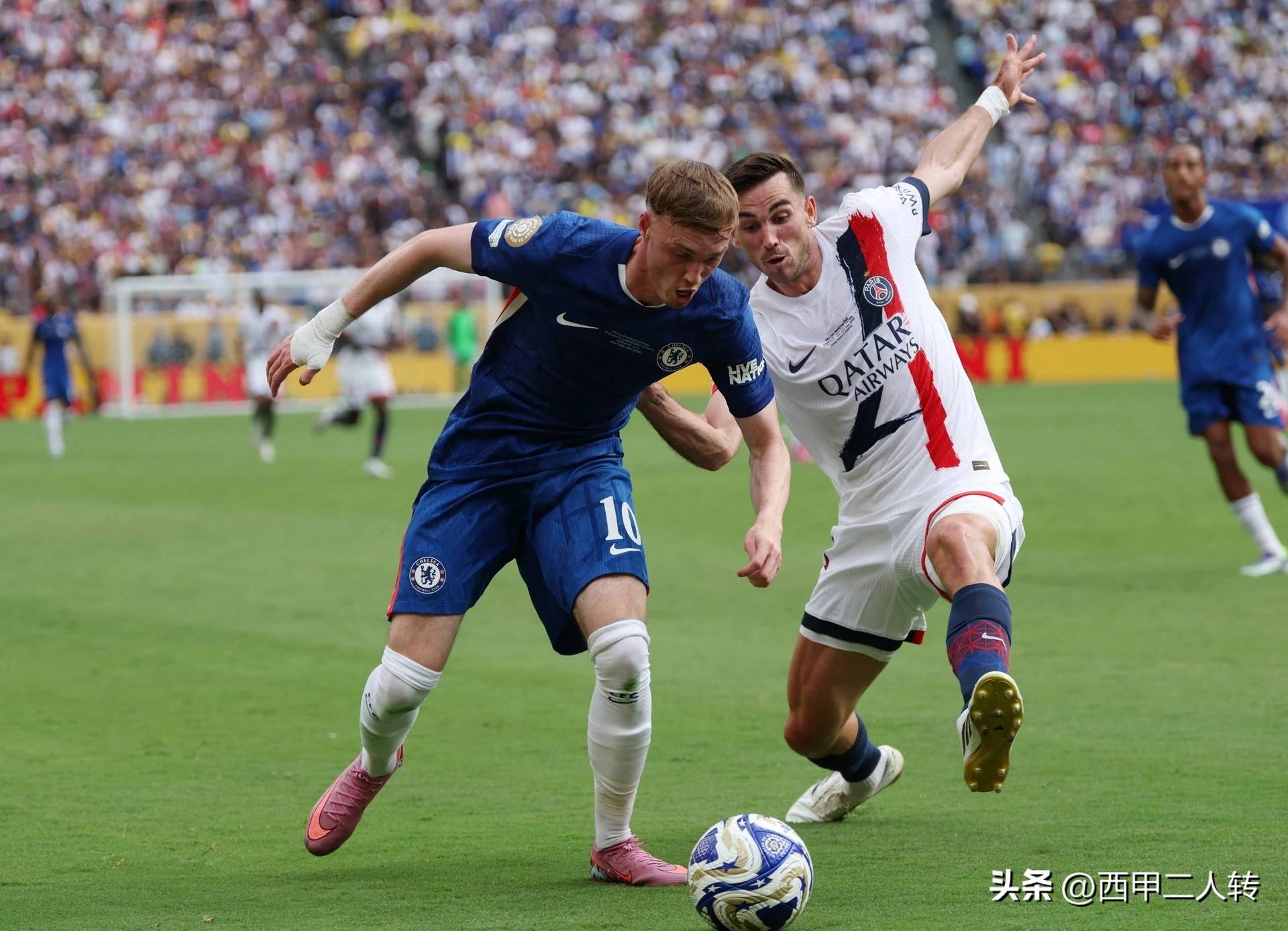 包含切尔西球员助攻频现，团队合作获得成功的词条