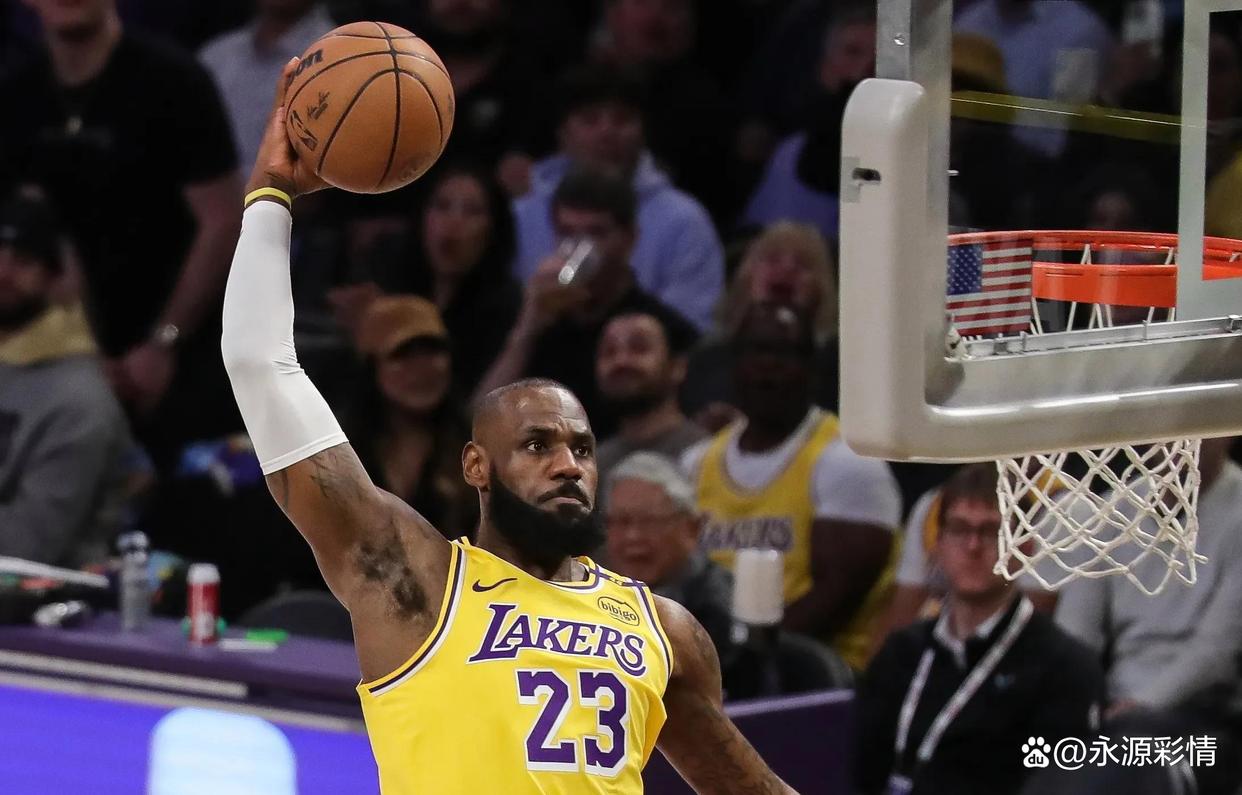 火箭大胜湖人,詹姆斯表现不佳 火箭大胜湖人,詹姆斯表现不佳