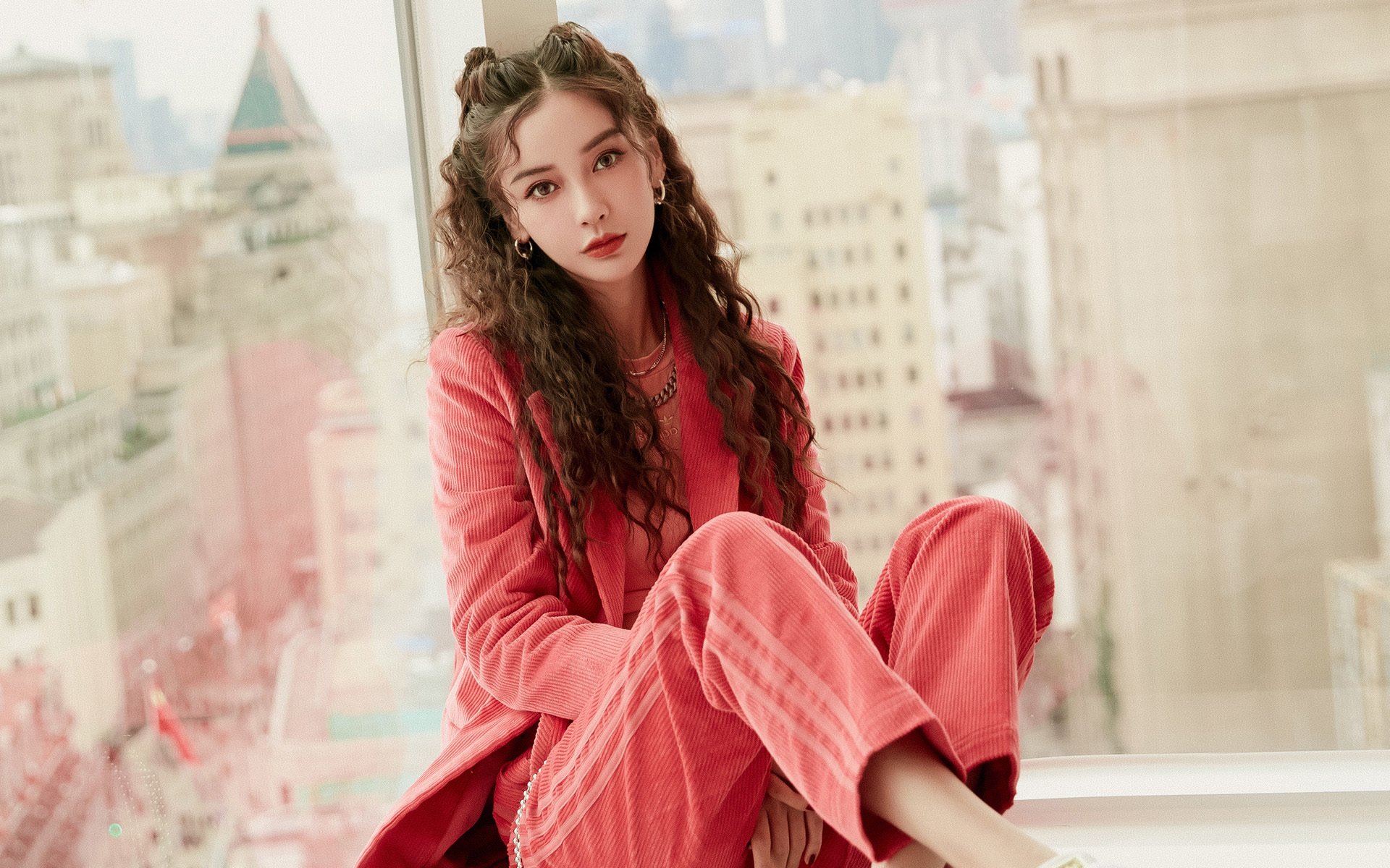 跨越太平洋的篮球对决，锡安关键一投定江山，76人鏖战胜辽宁