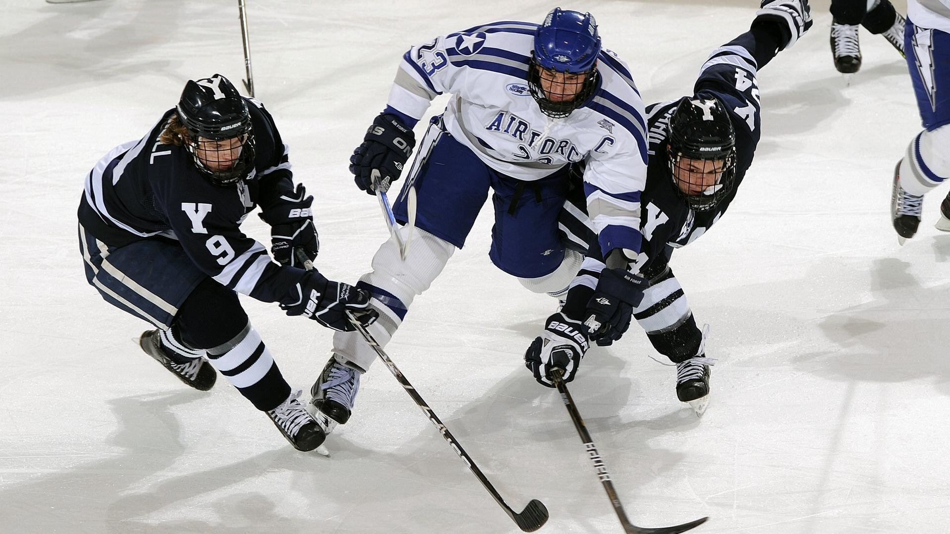 铁血森林,防守锁死活塞,利拉德之刃惊艳出鞘