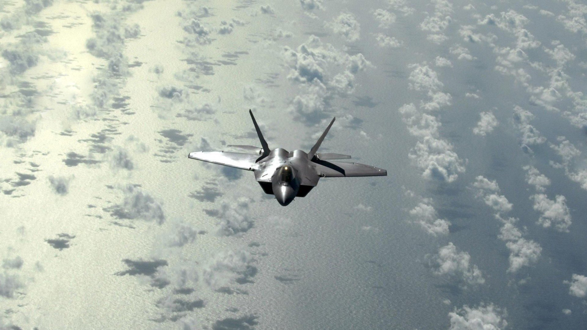 引擎对决，当F1的精密狂想曲遭遇拜仁的绿茵火力矩阵