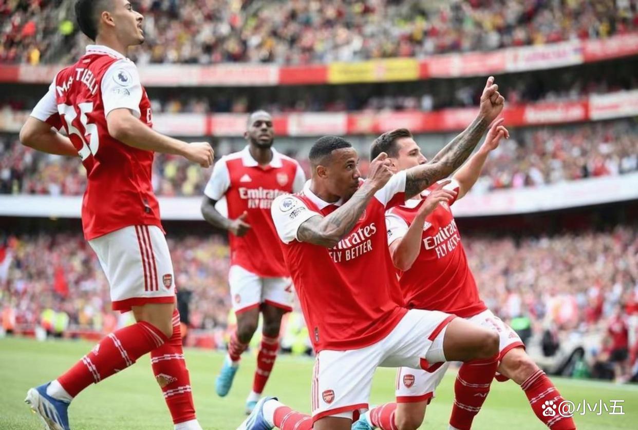 开云体育平台APP-曼城强压巴西，莱万在英超争冠接管比赛