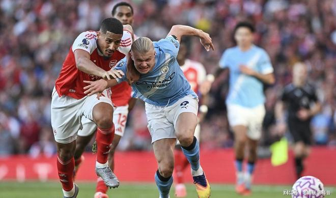 曼城强压巴西,莱万在英超争冠接管比赛 曼城强压巴西,莱万在英超争冠接管比赛