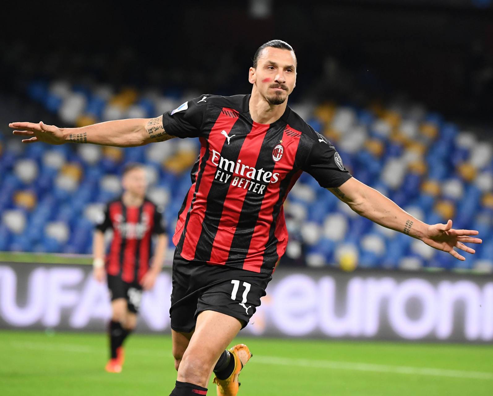 AC米兰拿下瑞典，拉什福德在美加墨世界杯接管比赛