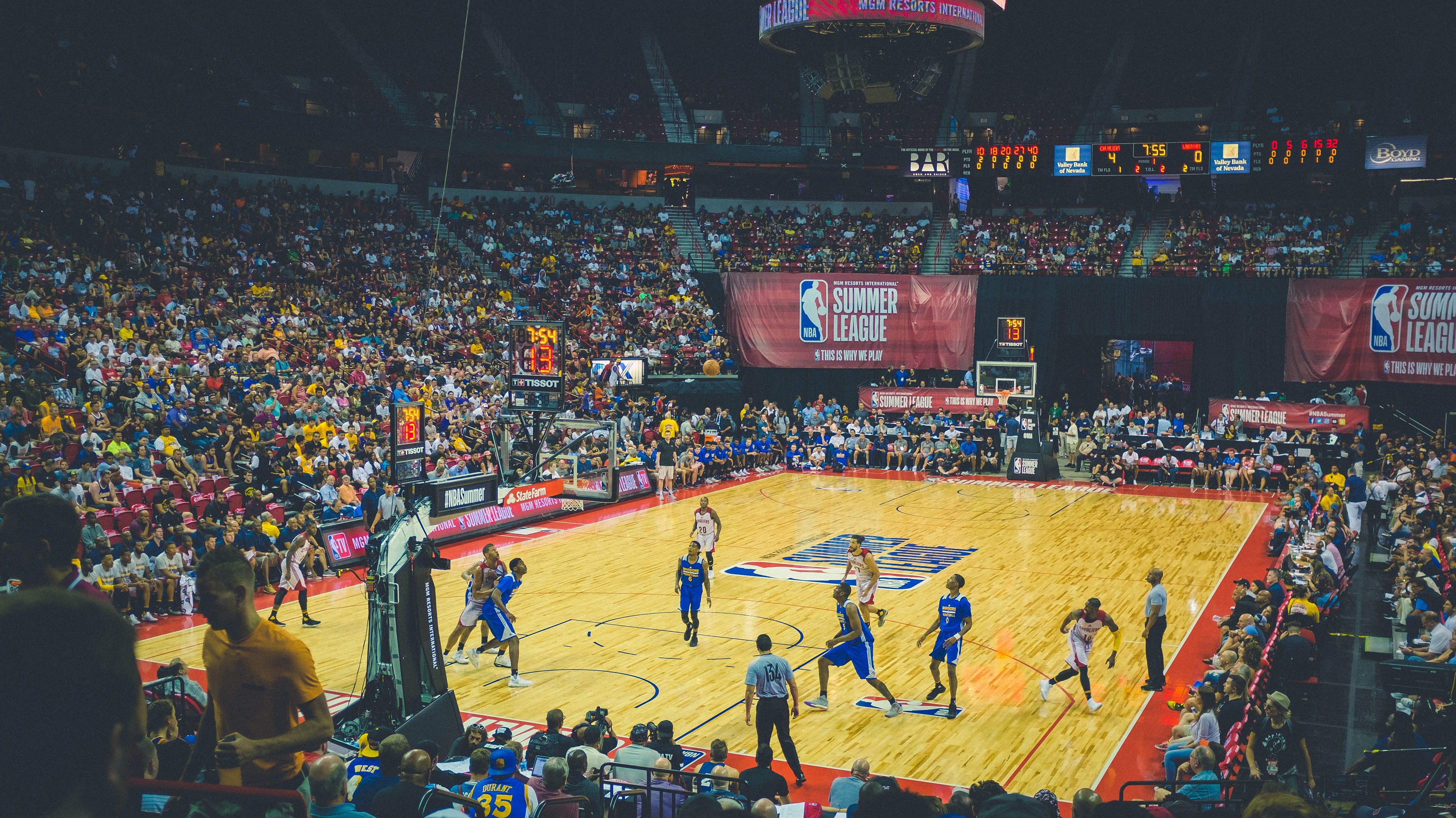 巴西对阵里昂,当桑巴军团哑火,巴尔韦德于无声处起惊雷