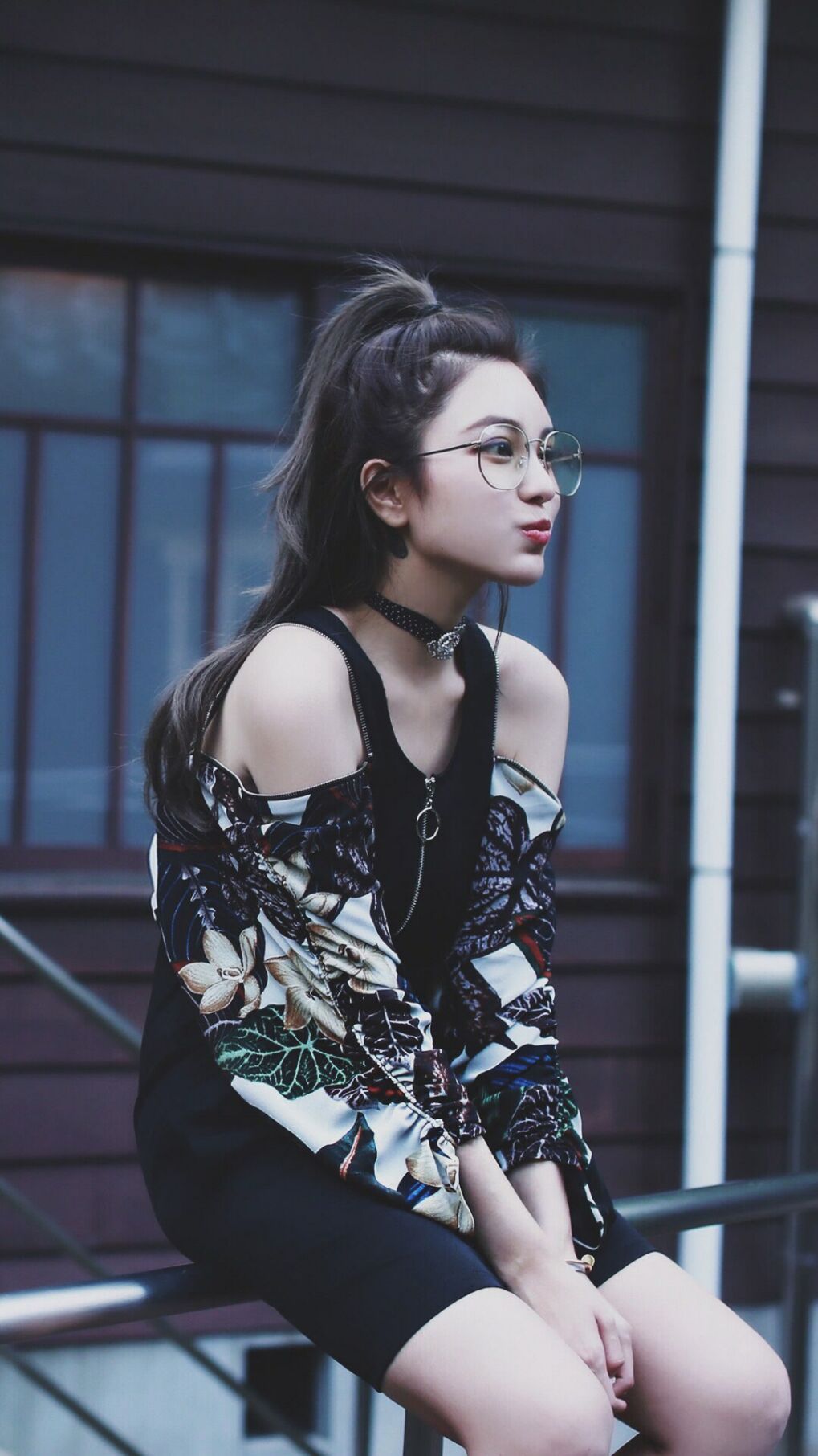 克瓦拉茨赫利亚爆发闪耀欧洲赛场，伊拉克与洪都拉斯血拼激战平局